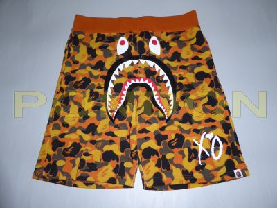 A BATHING APE : bape x XO camo shark sweat shorts [Pondon Store]
