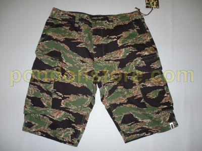 A BATHING APE : bape tiger stripe camo cargo shorts pants [Pondon 